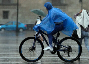 ¡Carga la sombrilla!: pronostican lluvias intensas en todo el país
