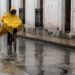 ¡Saca la sombrilla!: intensas lluvias y caída de granizo azotarán al país
