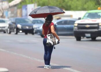 Llama Alcaldesa de NLD a cuidarse de las extremas temperaturas