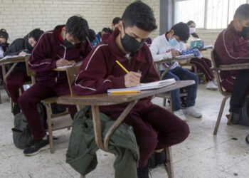 Nuevo León reanuda clases presenciales este martes