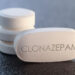 Hospitalizan a cuatro estudiantes de Secundaria tras realizar ‘Reto Clonazepam’ en CDMX
