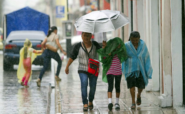 ¡Prepárate porque ya vienen!: ondas tropicales 10 y 11 llegarán a México